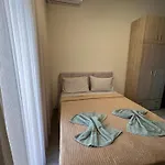 Aristotelous Square Apartment
